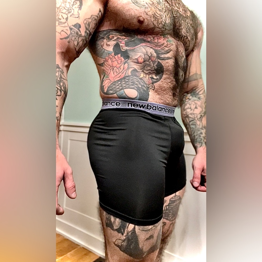Black under armour boxer briefs